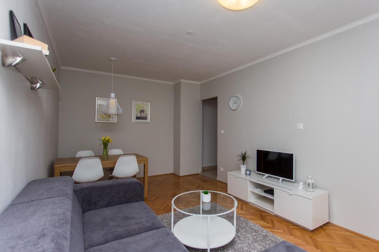 Sweet Home Apatment Split Extérieur photo